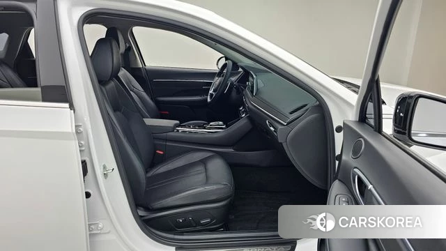 Hyundai Sonata (DN8) 2021 Белый из Кореи, фото 2