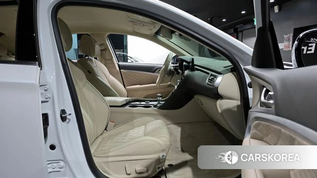 Genesis The New G70 2022 Белый из Кореи, фото 2