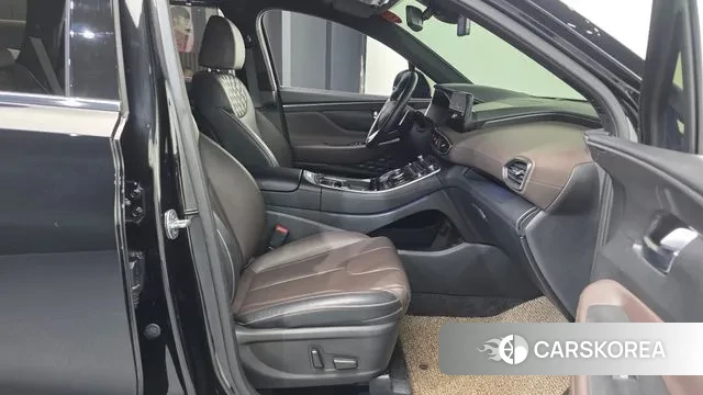 Hyundai The New Santa Fe 2021 Черный из Кореи, фото 2