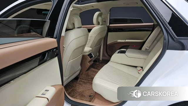 Hyundai Grandeur Hybrid (GN7) 2024 Белый из Кореи, фото 2