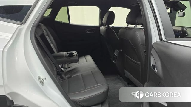 Chevrolet (GM Daewoo) Trax Crossover 2024 Белый из Кореи, фото 2