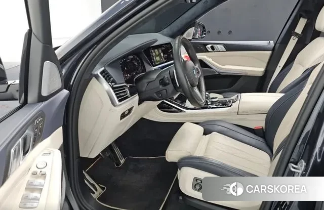 BMW X7 (G07) 2021 Серый из Кореи, фото 2