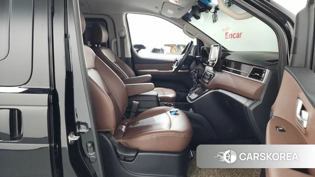 Hyundai The New Grand Starex 2019 Черный из Кореи, фото 2