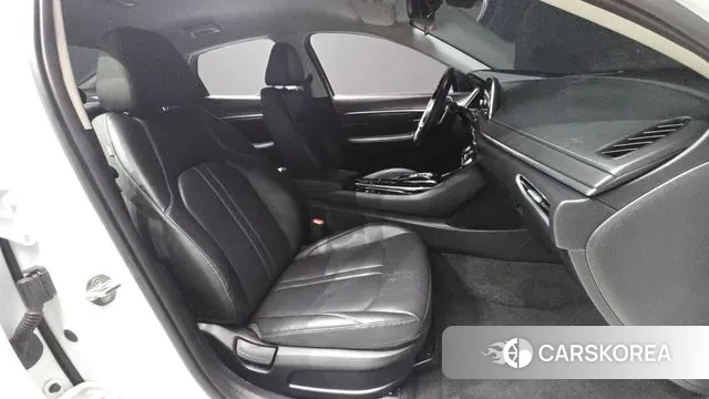 Hyundai Sonata (DN8) 2022 Белый из Кореи, фото 2