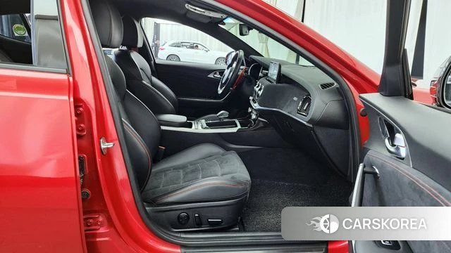 Kia Stinger Meister 2022 Красный из Кореи, фото 2