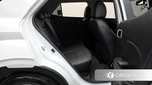 Hyundai Venue 2025 Белый из Кореи, фото 2