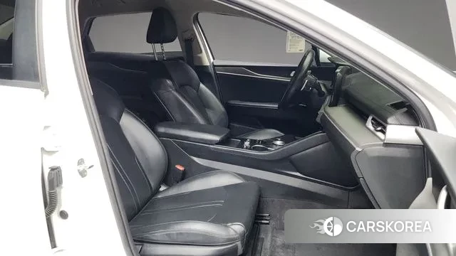 Kia K5 3rd generation 2021 Белый из Кореи, фото 2