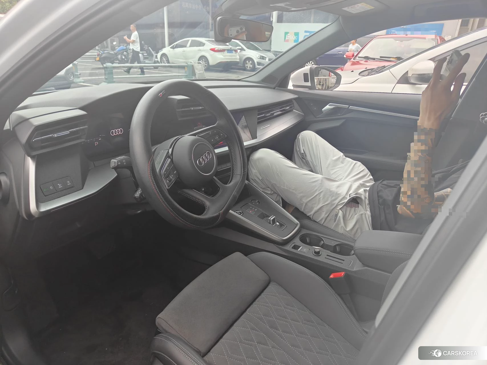 Audi A3 2023 Белый из Китая, фото 2