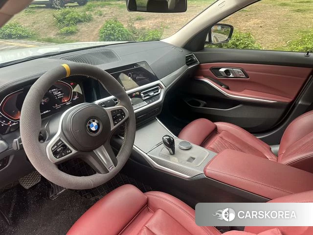 BMW 3 series 2022 Белый из Китая, фото 2