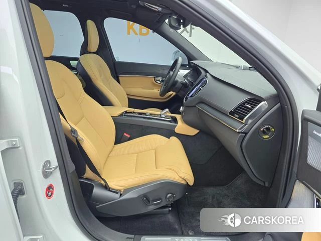 Volvo XC90 second Generation 2025 Белый из Кореи, фото 2