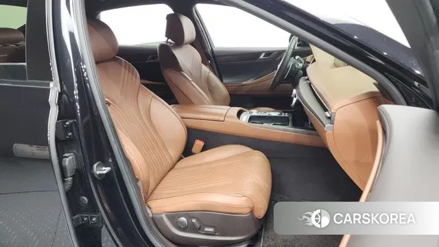 Genesis G80 (RG3) 2022 Черный из Кореи, фото 2