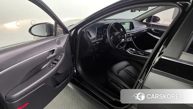 Hyundai Sonata (DN8) 2022 Черный из Кореи, фото 2