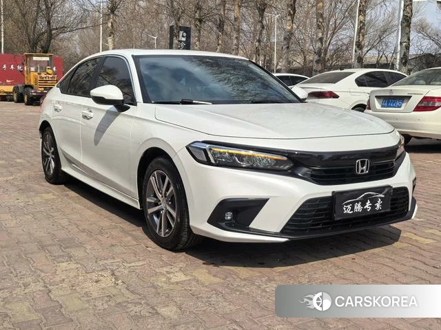 Honda Civic 2024 Белый из Китая, фото 2