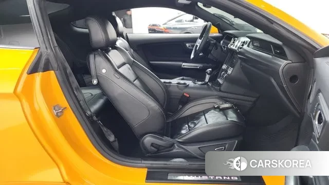 Ford Mustang 2018 Желтый из Кореи, фото 2