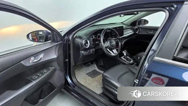 Kia The New K3 2nd generation 2021 Синий из Кореи, фото 2