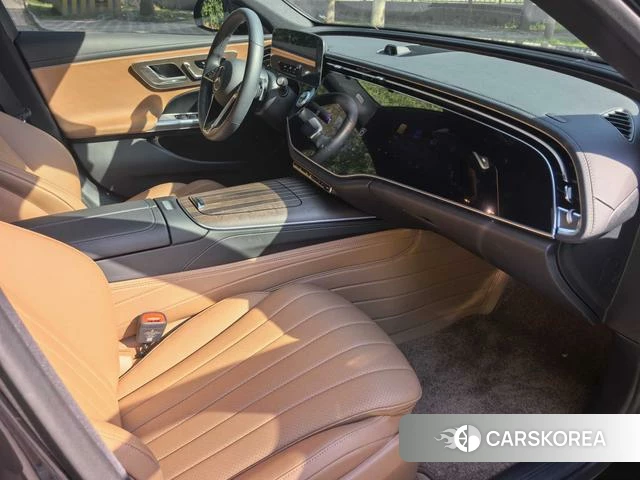Mercedes-Benz E-class 2024 Черный из Китая, фото 2