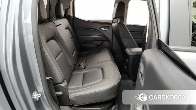 Chevrolet (GM Daewoo) Real New Colorado 2021 Серебристо-серый из Кореи, фото 2