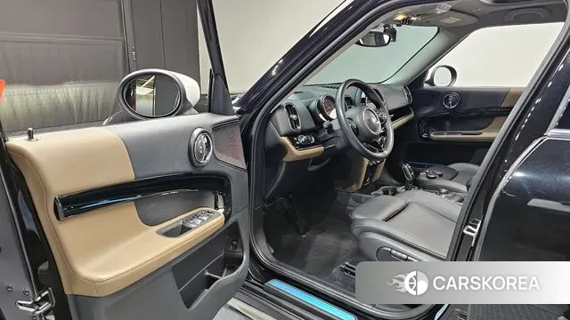 Mini Cooper D Countryman 2020 Черный из Кореи, фото 2