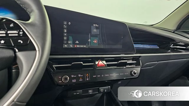 Kia Di Ol Nu Niro 2022 Белый из Кореи, фото 2