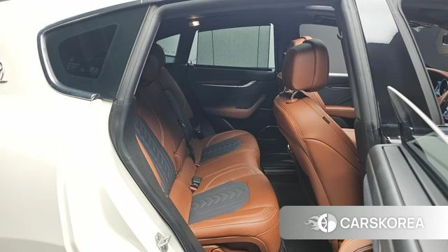 Maserati Levante 2020 Белый из Кореи, фото 2