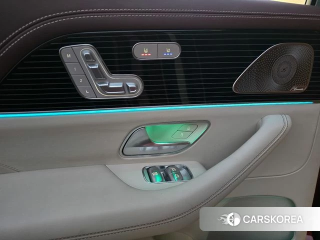 Mercedes-Benz GLS - Class X167 2023 Красный из Кореи, фото 2