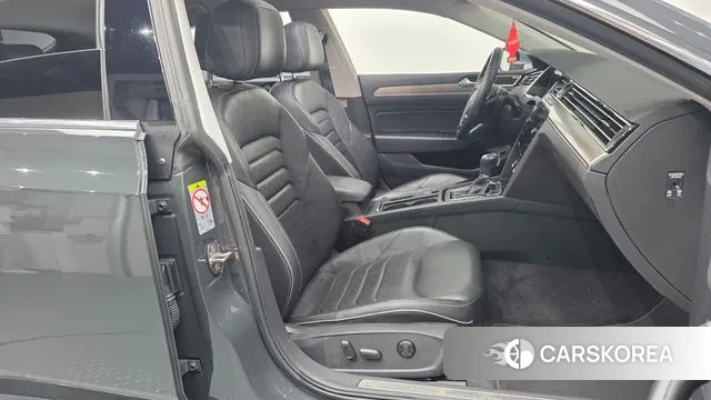 Volkswagen Arteon 2019 Серый из Кореи, фото 2