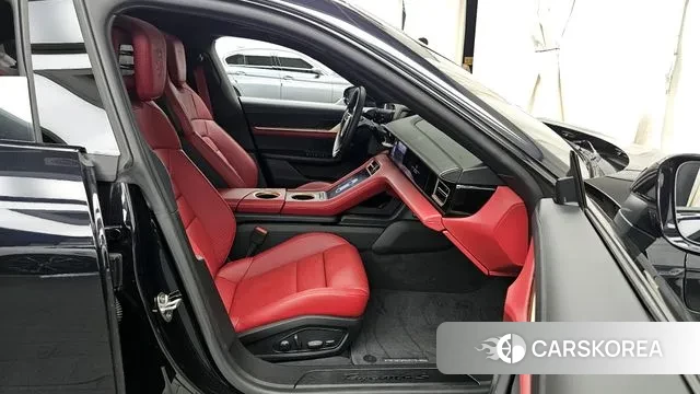 Porsche Taycan 2024 Черный из Кореи, фото 2