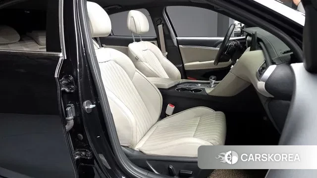 Genesis The New G70 2021 Черный из Кореи, фото 2