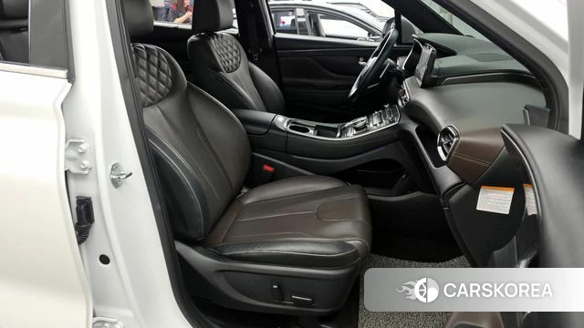 Hyundai The New Santa Fe 2023 Белый из Кореи, фото 2