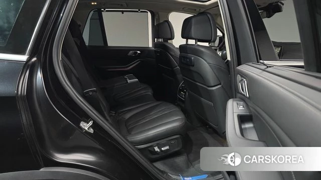BMW X5 (G05) 2023 Черный из Кореи, фото 2