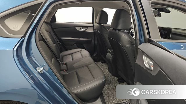 Kia The New K3 2nd generation 2022 Синий из Кореи, фото 2