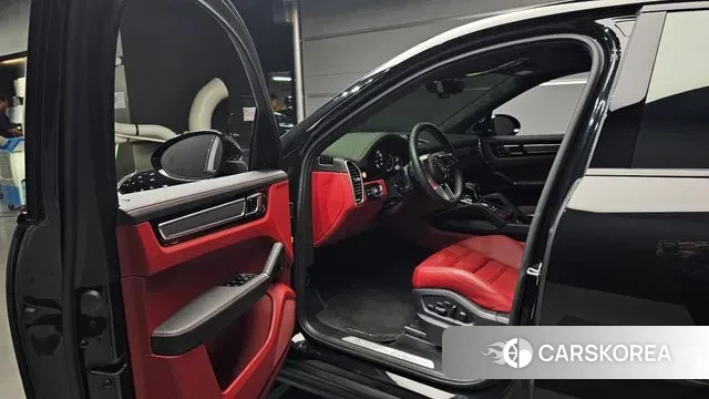 Porsche Cayenne (PO536) 2023 Черный из Кореи, фото 2