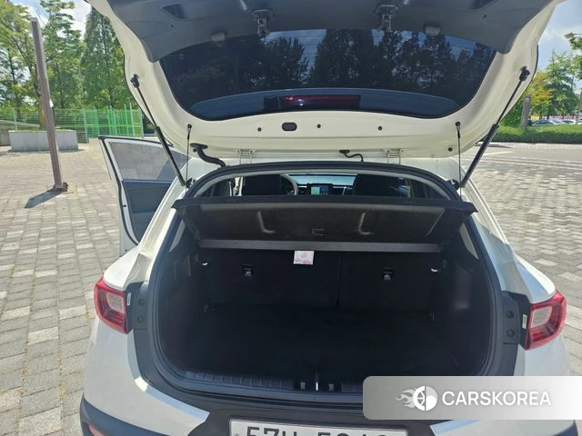 Kia Stonic 2018 Белый из Кореи, фото 2