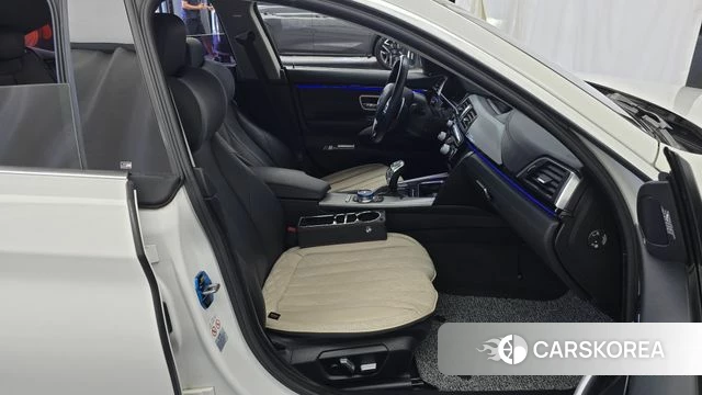 BMW 4 Series (F32) 2018 Белый из Кореи, фото 2