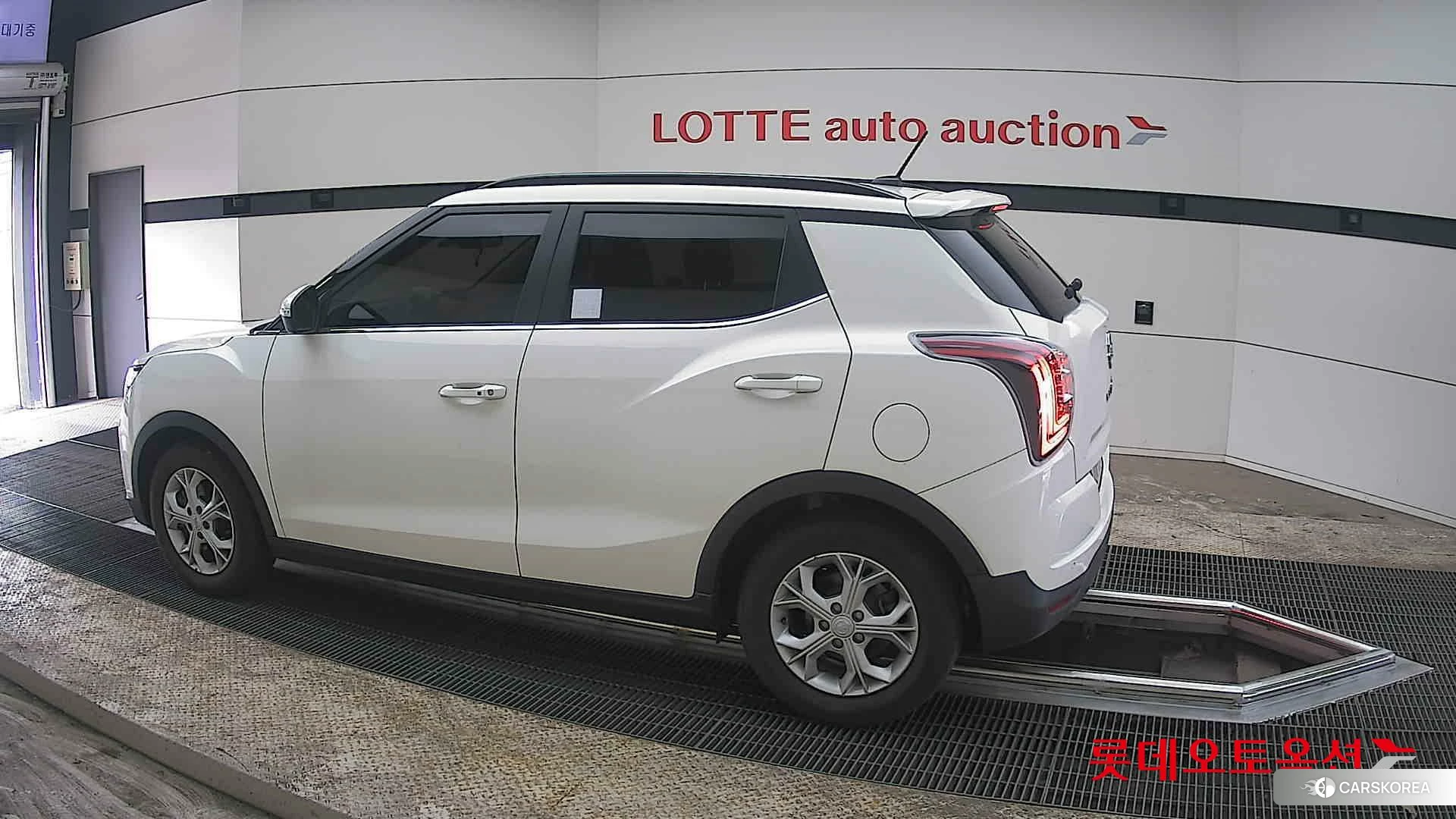 SsangYong Tivoli 2022 Grand White из Кореи, фото 2