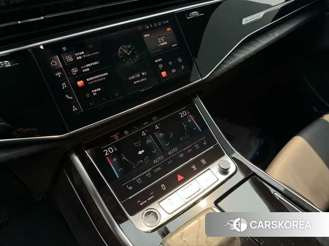 Audi Q8 2021 Синий из Китая, фото 2