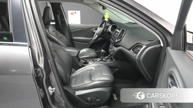 Jeep Cherokee (KL) 2018 Серый из Кореи, фото 2