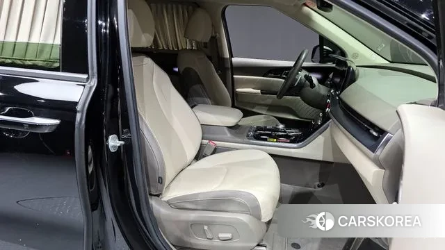 Kia Carnival 4th generation 2022 Черный из Кореи, фото 2