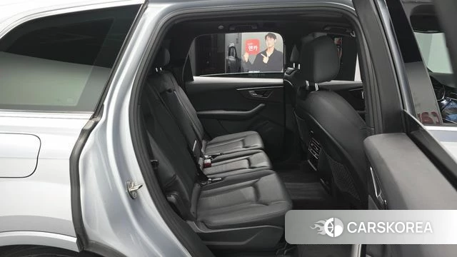 Audi Q7 (4M) 2021 Серебряный из Кореи, фото 2