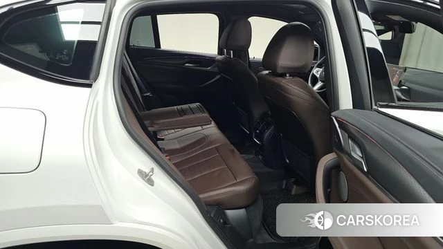 BMW X4 (G02) 2025 Белый из Кореи, фото 2
