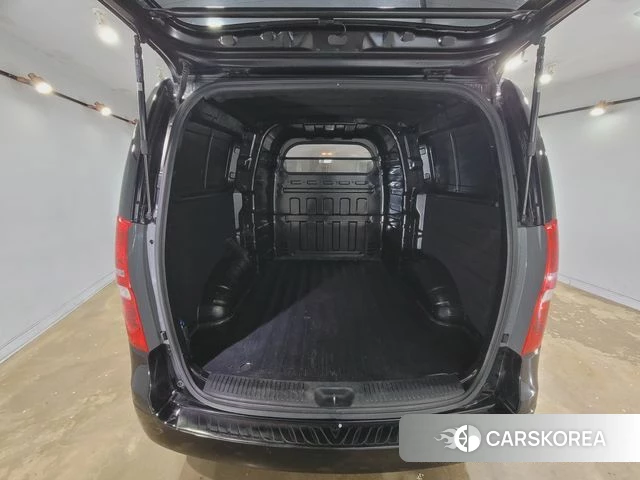 Hyundai The New Grand Starex 2021 Черный из Кореи, фото 2