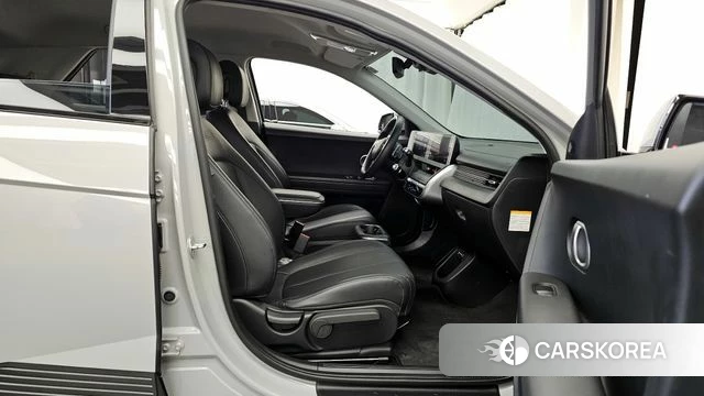 Hyundai Ionic 5 2021 Серебристо-серый из Кореи, фото 2