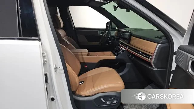 Hyundai Santa Fe (MX5) 2023 Белый из Кореи, фото 2