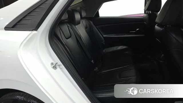 Hyundai Avante (CN7) 2021 Белый из Кореи, фото 2