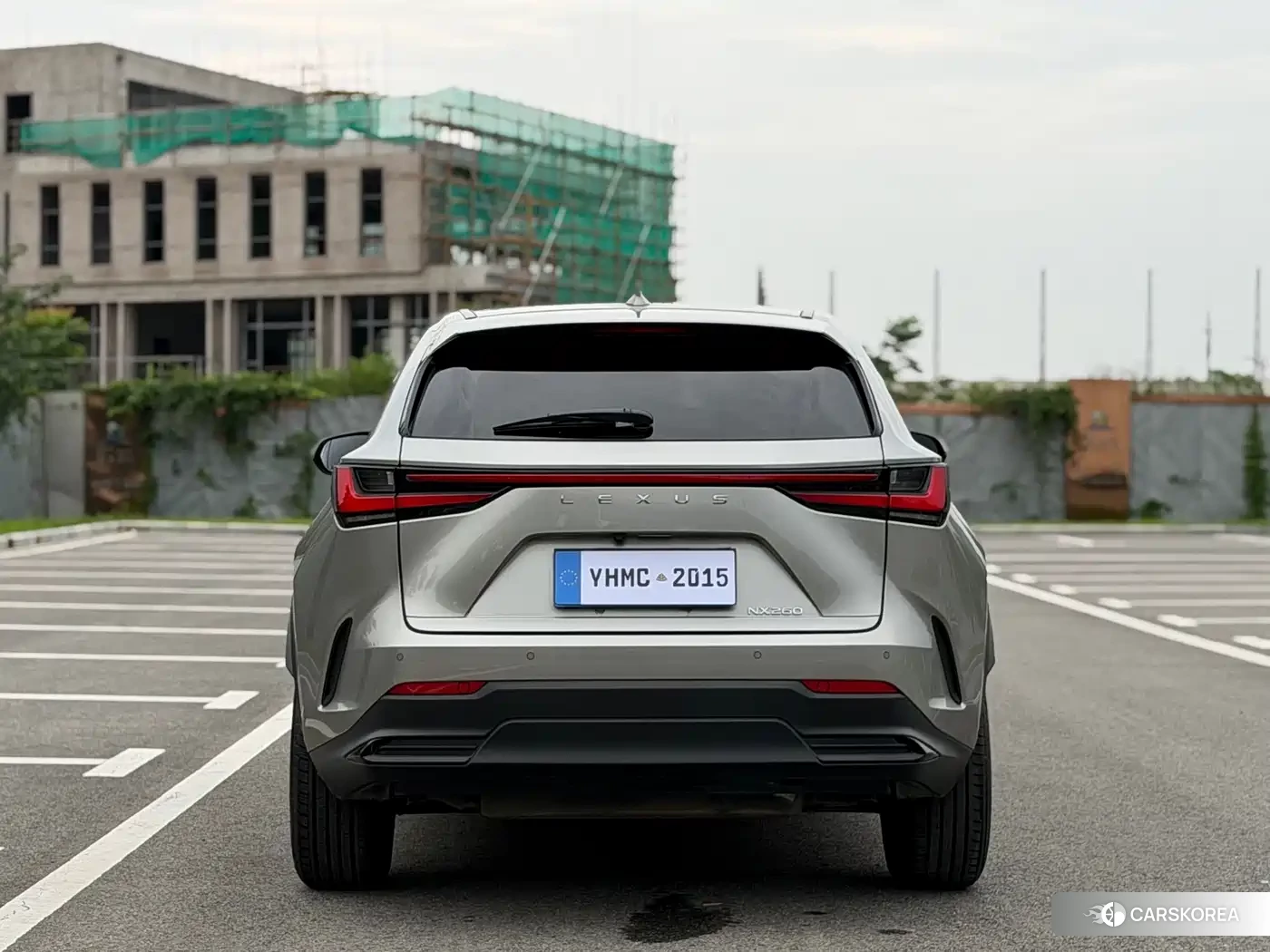 Lexus NX 2022 Silver/gray из Китая, фото 2