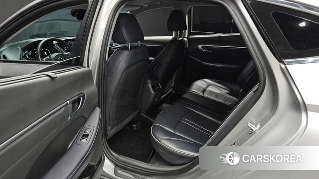 Hyundai Sonata Hybrid (DN8) 2020 Серебристо-серый из Кореи, фото 2