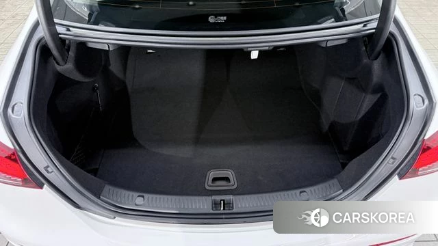 Mercedes-Benz E-Class W213 2022 Белый из Кореи, фото 2
