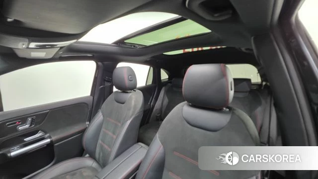 Mercedes-Benz GLA - Class H247 2020 Черный из Кореи, фото 2