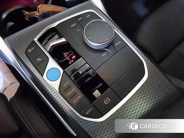 BMW i4 2023 Серебристо-серый из Кореи, фото 2