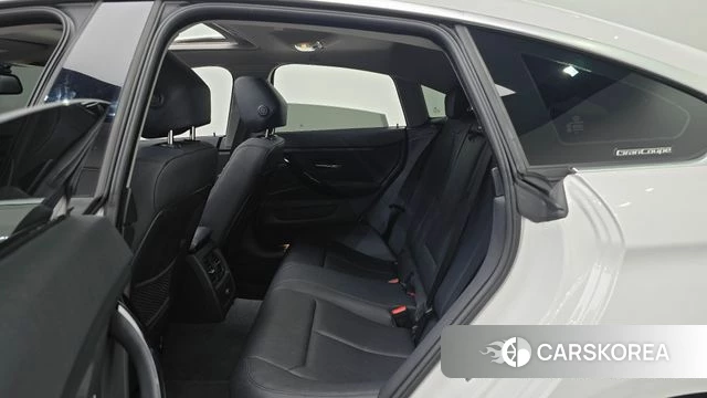 BMW 4 Series (F32) 2019 Белый из Кореи, фото 2
